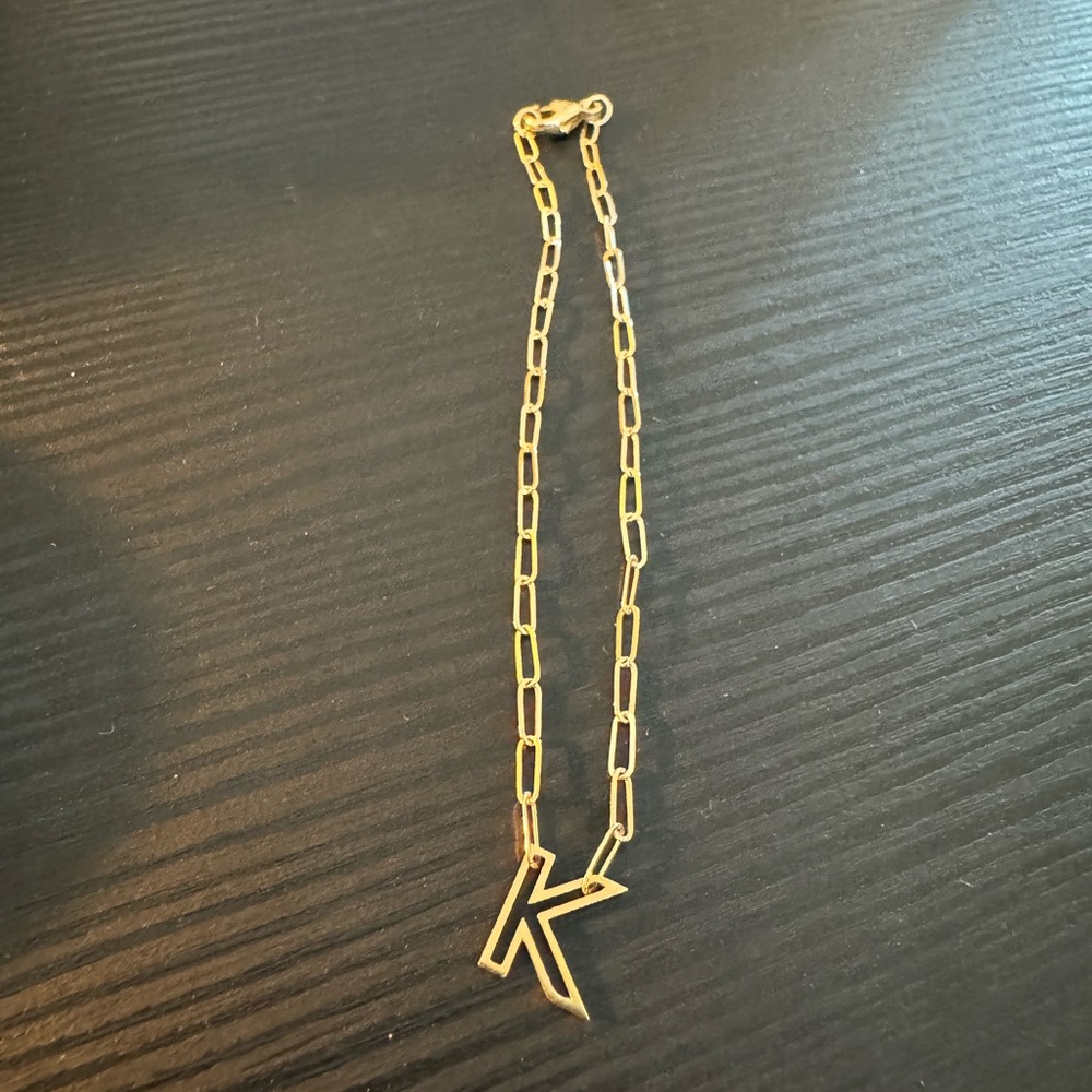 14K Gold Initial 'K' bracelet